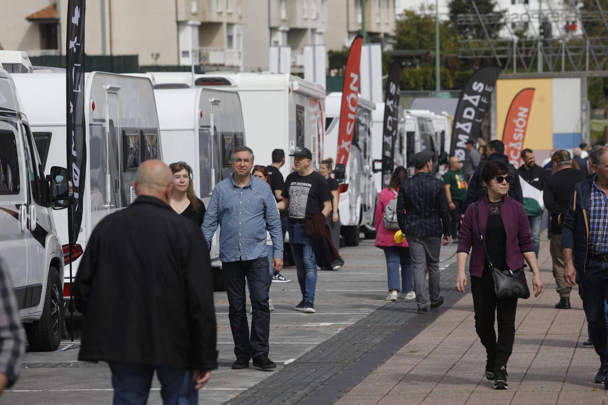 Visitantes en una edición pasada de Nortur.