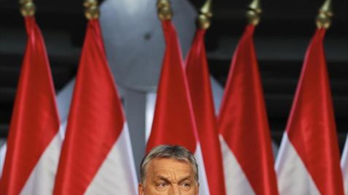 Orbán, el domingo, antes de dirigirse a sus seguidores.