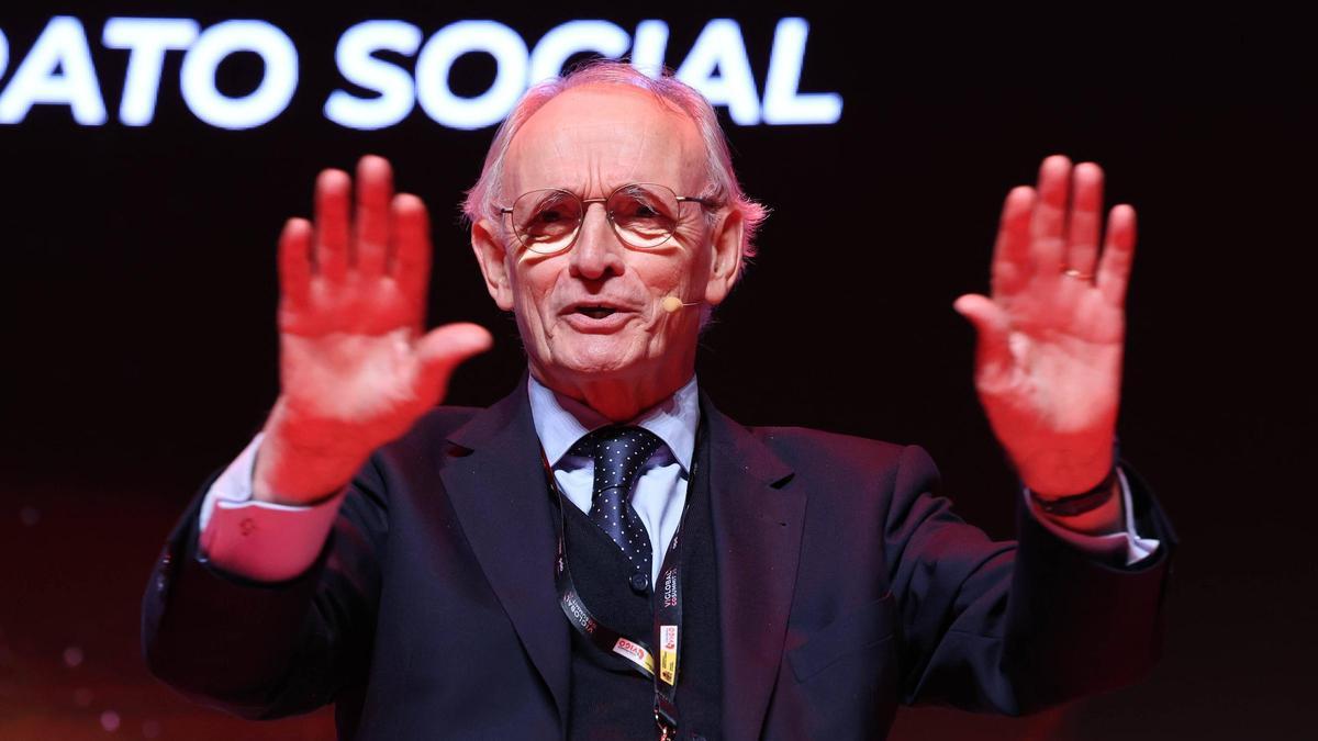 Anton Costas, durante su intervención
