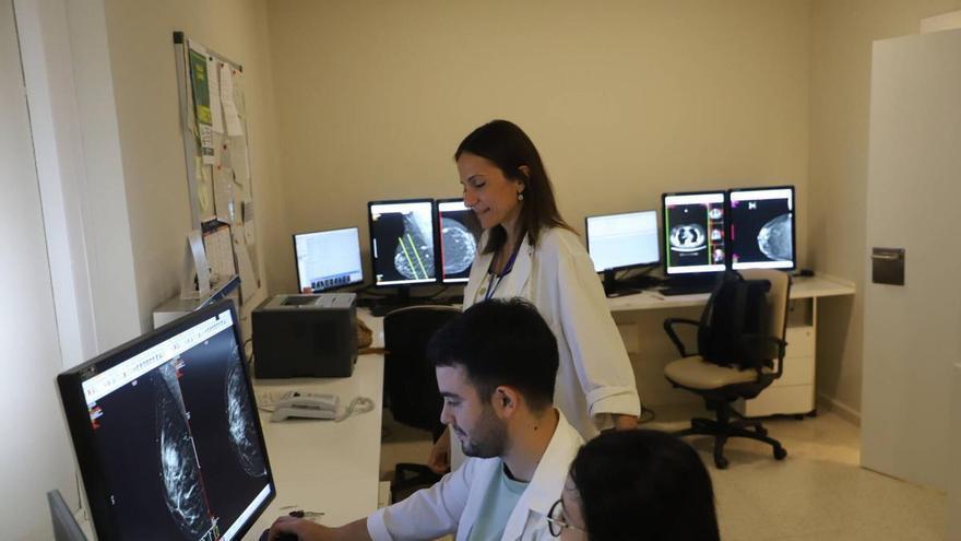 El SAS cubre al límite las plazas para radiólogos pero más de la mitad de los médicos suspenden las oposiciones