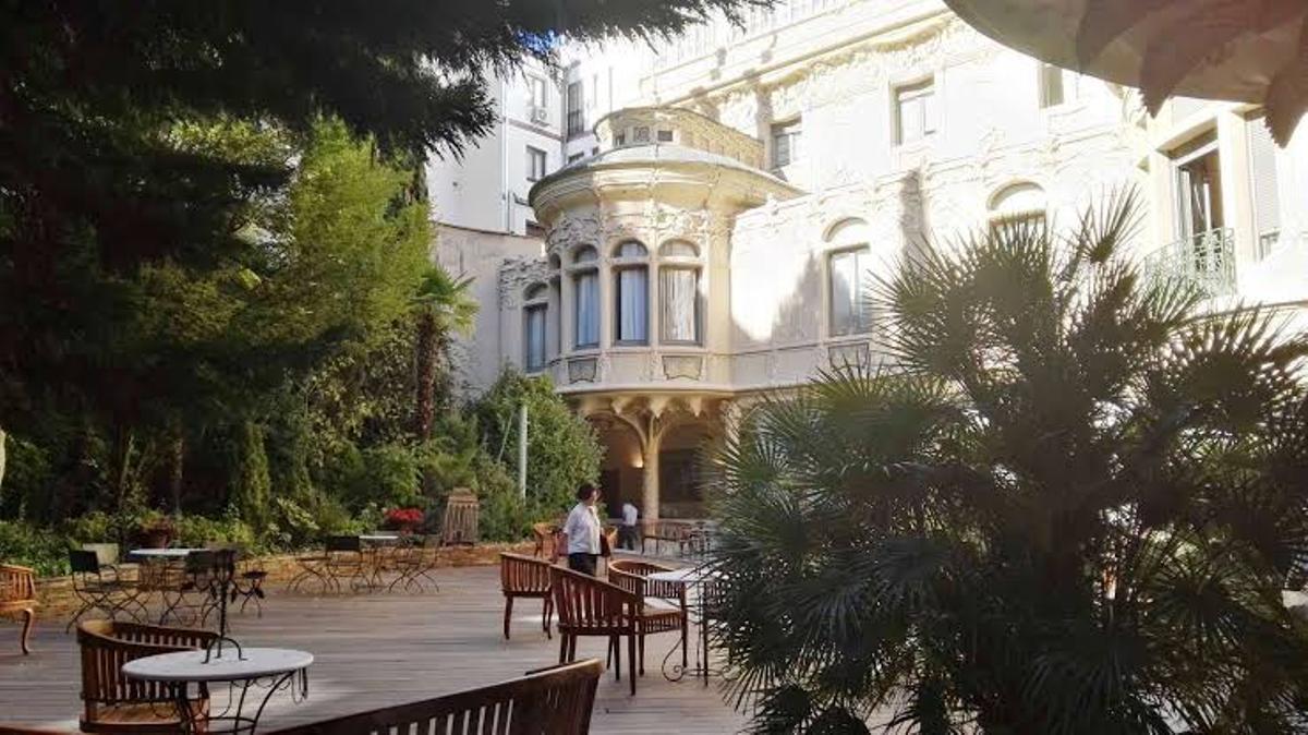 Las visitas al Placio de Longoria están sujetas a su agenda cultural