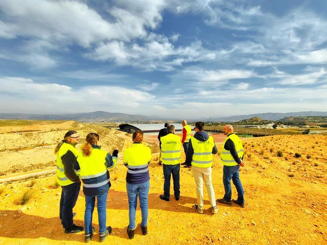 Visita a la planta de residuos de Villena