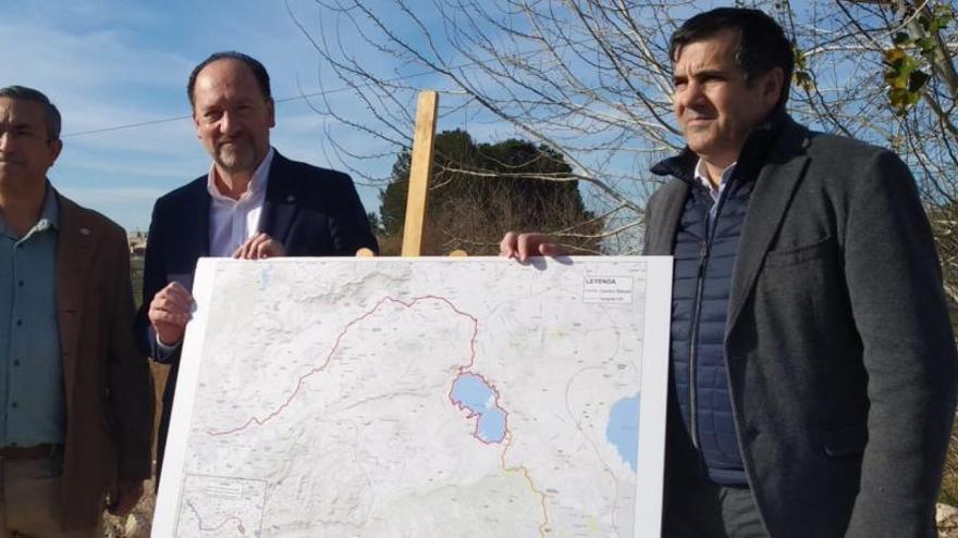 Imagen de la presentación del camino natural junto a la mota del Segura