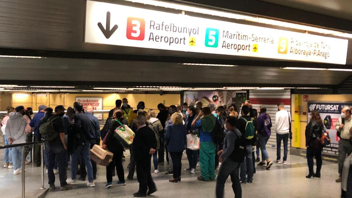 Retrasos en Metrovalencia hoy por la lluvia y granizo en Valencia.