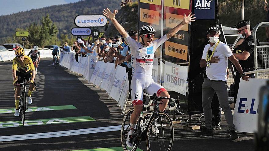 Pogacar s&#039;imposa davant el defalliment de Bernal