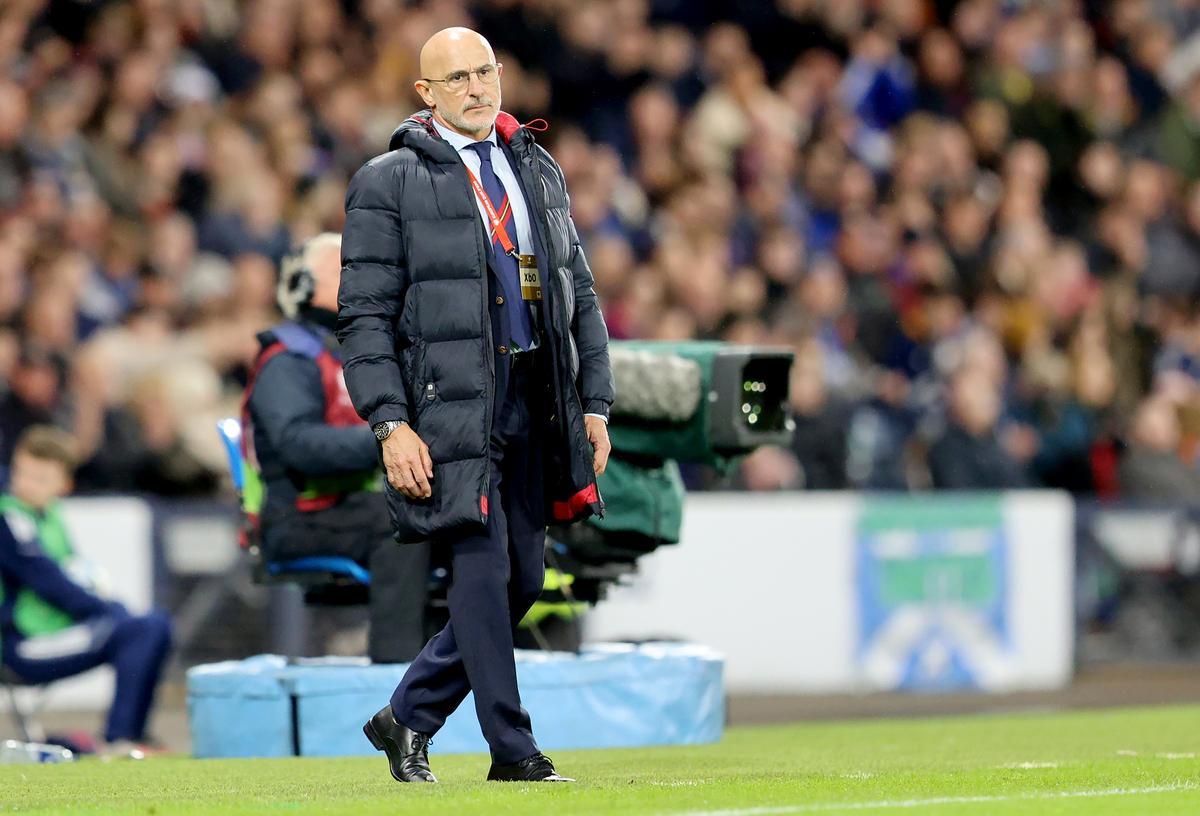 Luis de la Fuente, en un momento del Escocia-España.