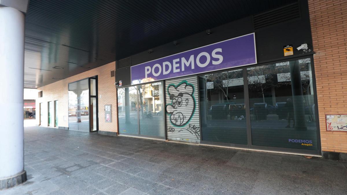Sede de Podemos Aragón, cerrada este martes, en la calle Valle de Zuriza de Zaragoza.