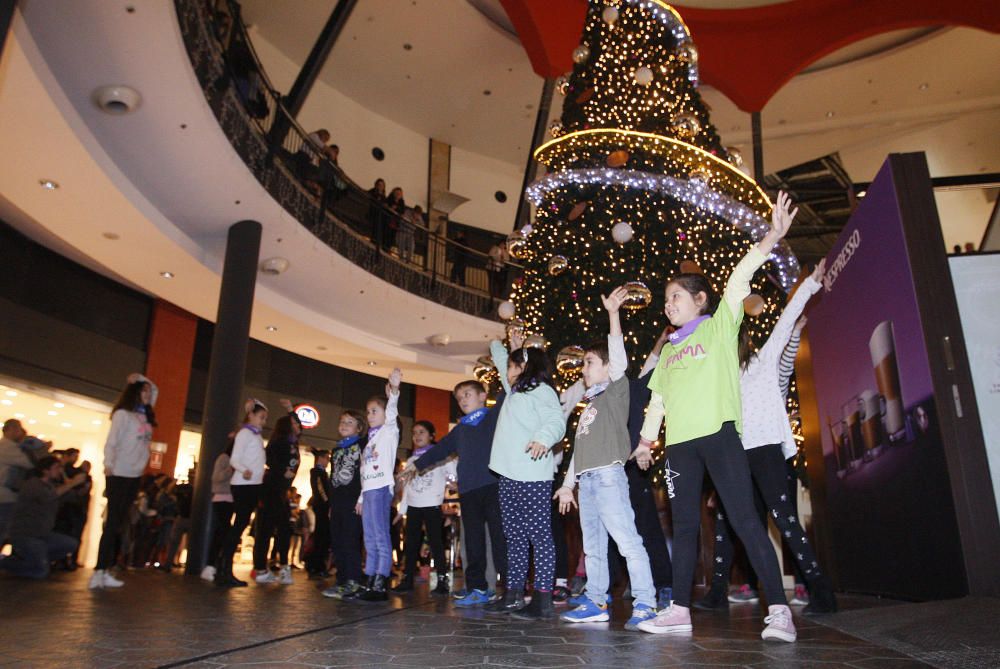 Acte d'encesa dels llums de Nadal a l'Espai Gironès