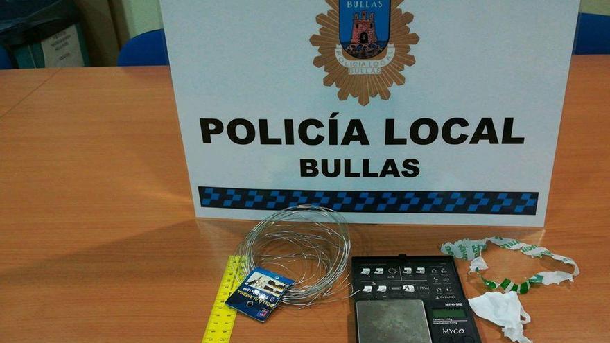 Se resiste a la detención en Bullas y muerde a uno de los agentes