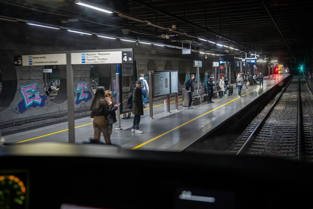 Estación de Rodalies en El Clot.