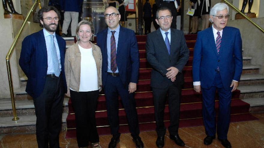 Aitor Moll, Ana Oramas, Francisco Orsini Ruiz, Joaquín Catalán y Guillermo García Alcalde.