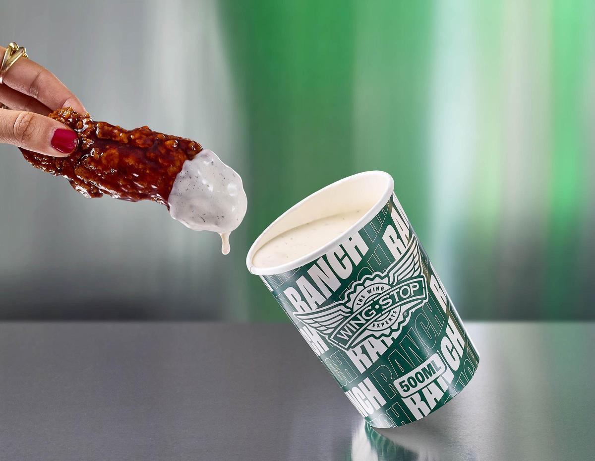 Pollo frito de Wingstop.