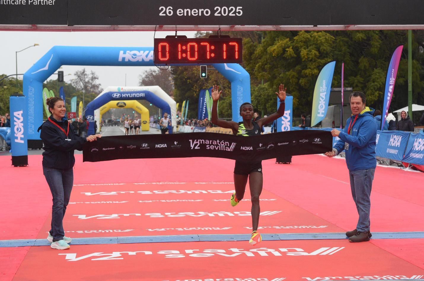La Media Maratón de Sevilla en imágenes