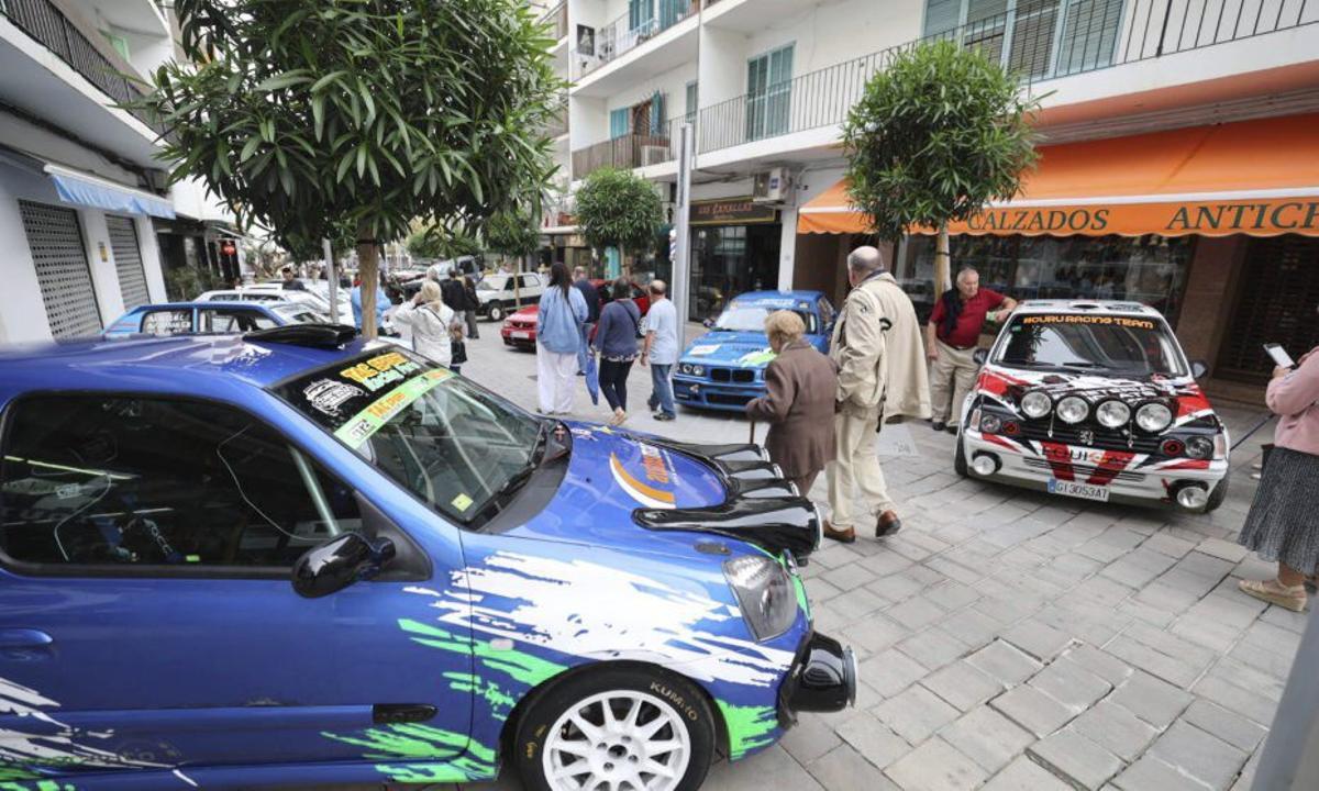 Muestra de coches en Santa Eulària.