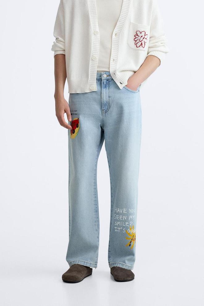 Jeans con estampado gráfico de Pepo Moreno