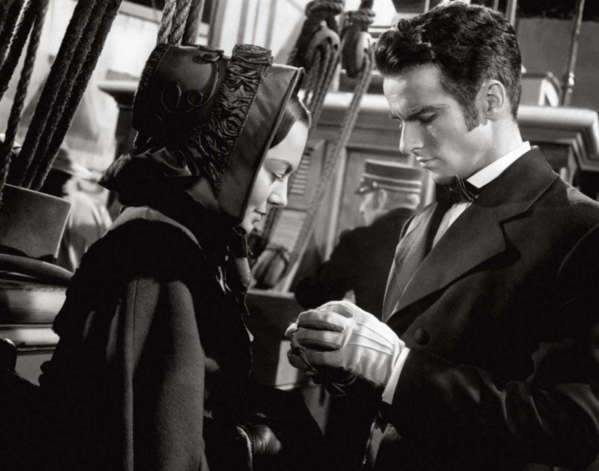 Olivia de Havilland junto a Montgomery Clift en 'La heredera' (1949).