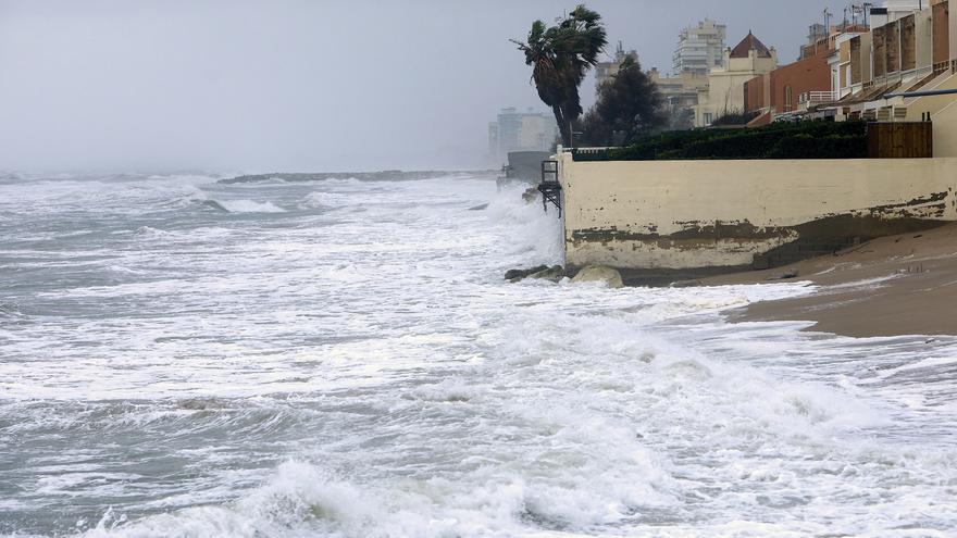 El mar, tan proper i tan lluny