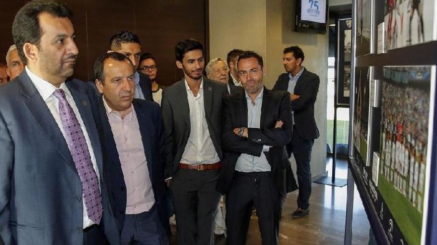 Carlos Pérez se marcha del Málaga CF y Al-Thani regresa