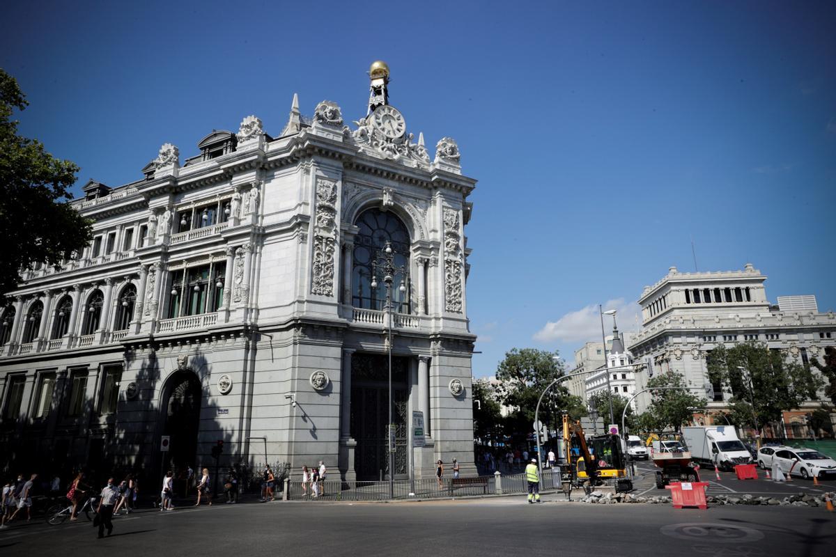 El Banco de España confirma que la deuda pública bajó al 107,7 % del PIB en 2023