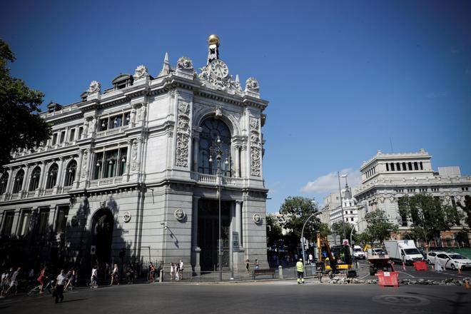 La deuda pública desciende en mayo hasta el 100,2% del PIB, con 1,72 billones de euros