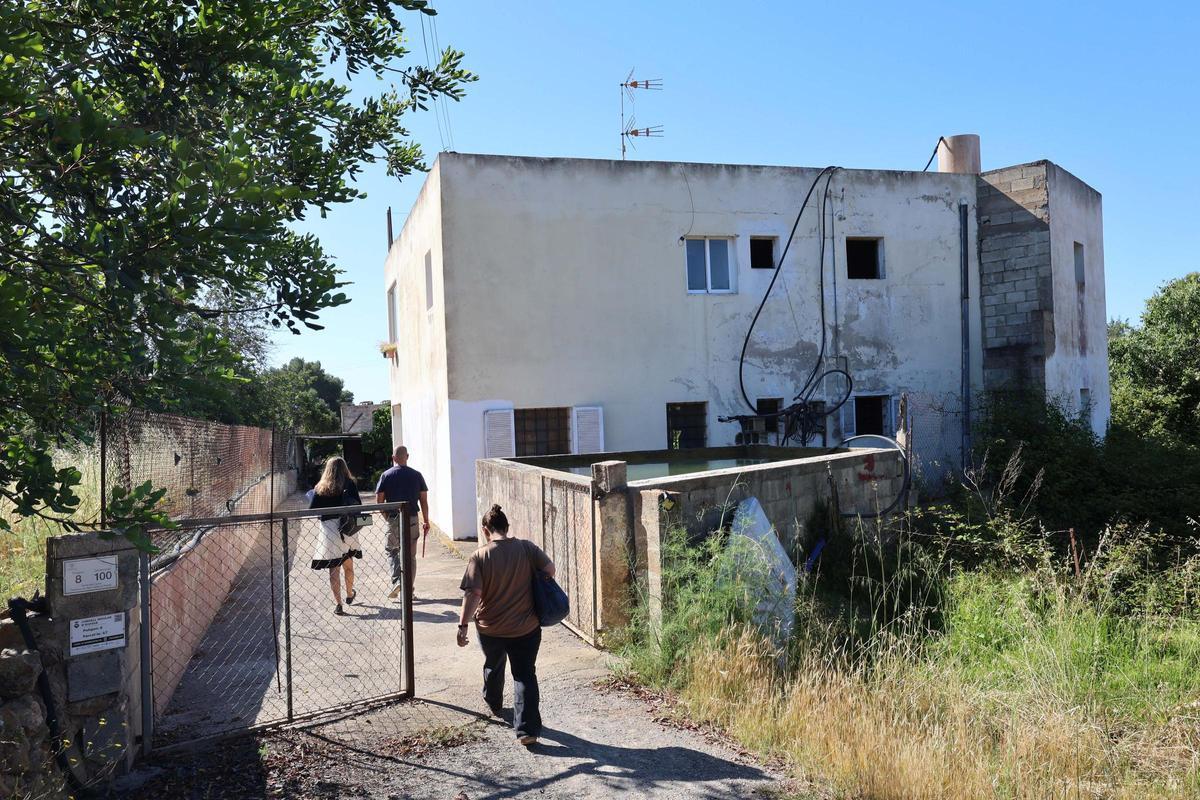 Una menor y dos personas con discapacidad se quedan sin vivienda tras un desahucio fratricida en Ibiza