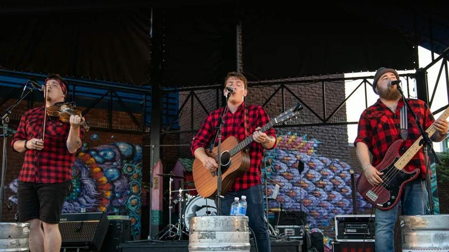 Verano de Músicas lleva 21 conciertos a la Plaza del Ayuntamiento de Alicante