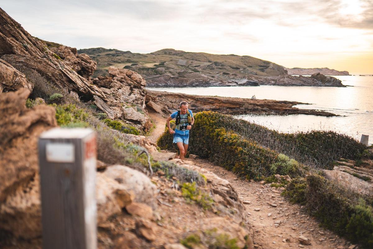 Antoine Guillon Trail Menorca Camí de Cavalls ConectaBalear