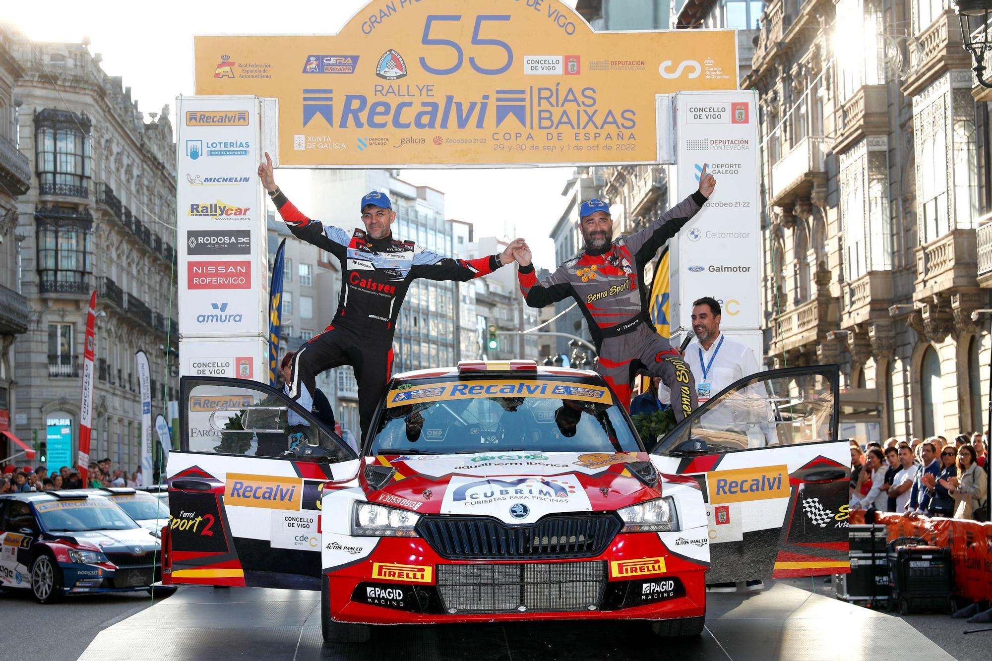 Víctor Senra arrasa en el Rallye Rías Baixas