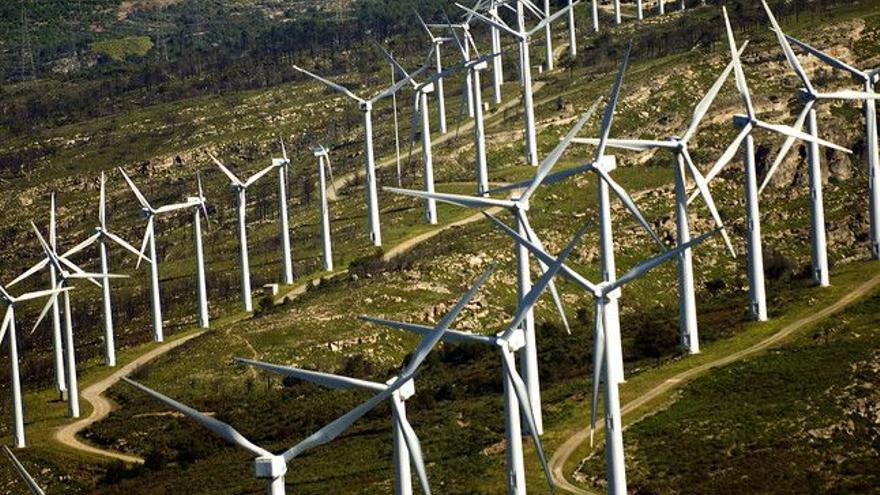 El sector de les renovables avisa: «Catalunya no avança en la transició energètica»