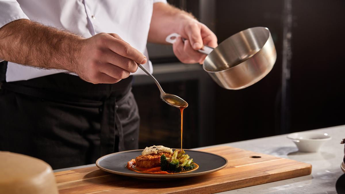 Presentación de un plato de cocina.