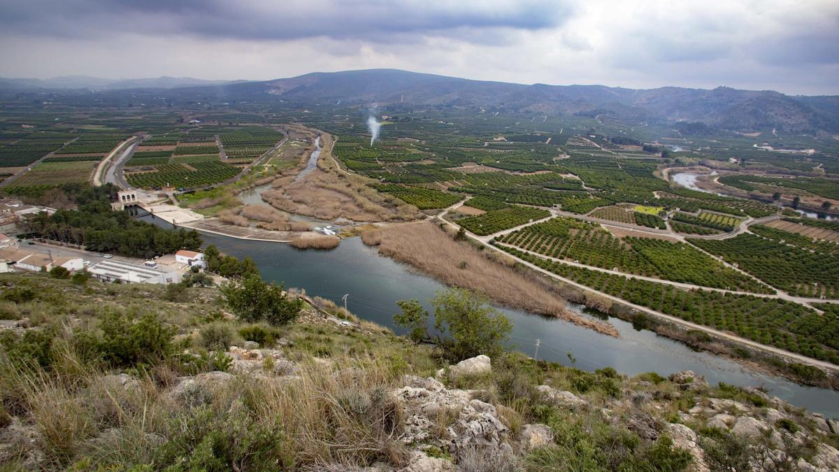 Panoràmica de l'assut d'Antella de la Séquia Reial del Xúquer.