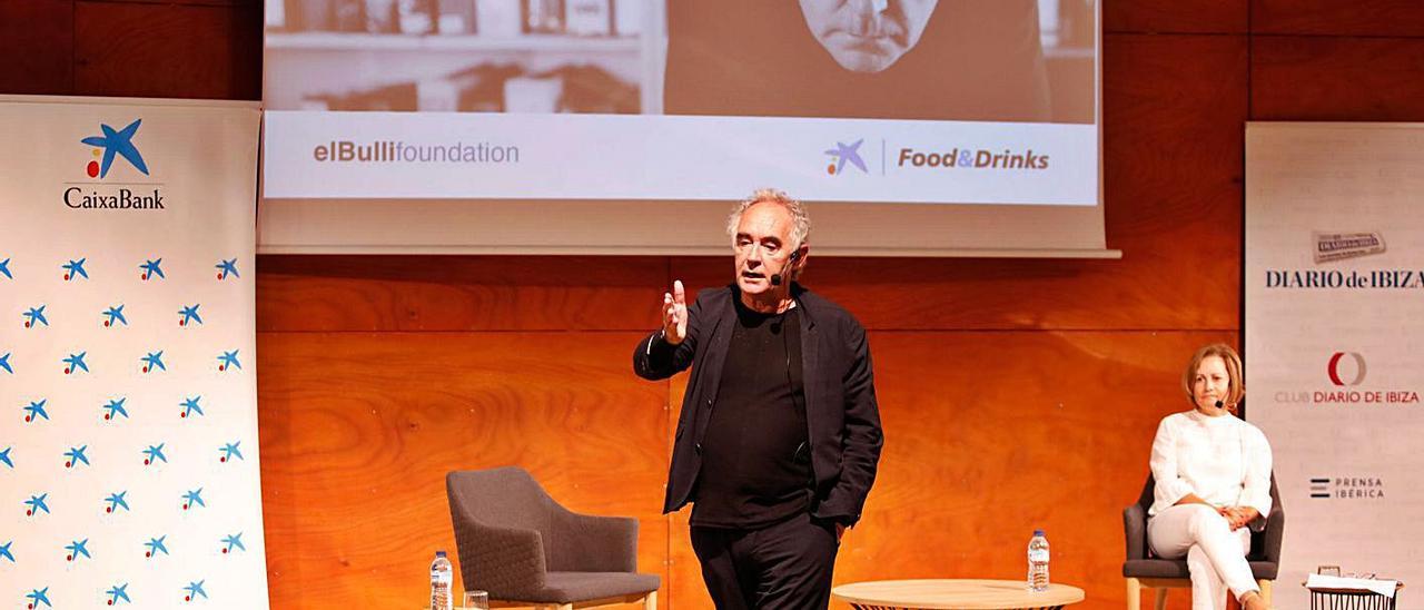 Ferran Adrià, chef y copropietario del desaparecido El Bulli, ayer en el Club Diario.   |  J.A. RIERA