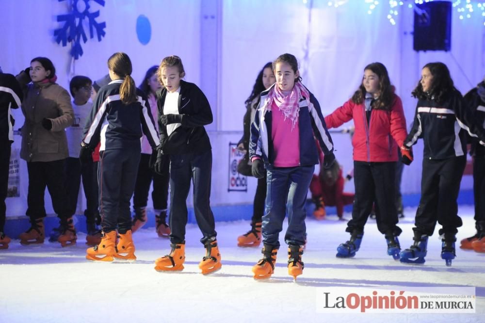 ¡Ya es Navidad en Murcia! Con pista de hielo inclu