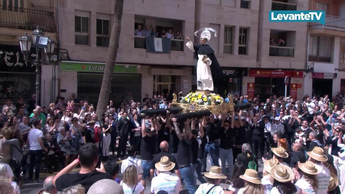Llíria celebra la festivitat de Sant Vicent Ferrer amb la seua popular rogativa