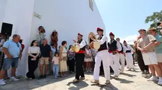 Un colorido y animado intercambio de culturas