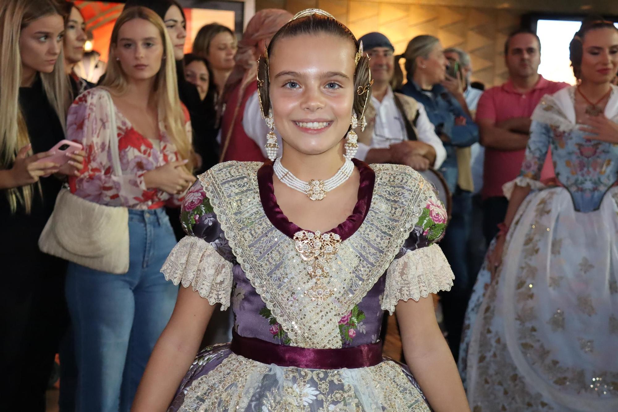 La primera gran prueba de María Estela, Marina y las cortes en la Festa per a Tots