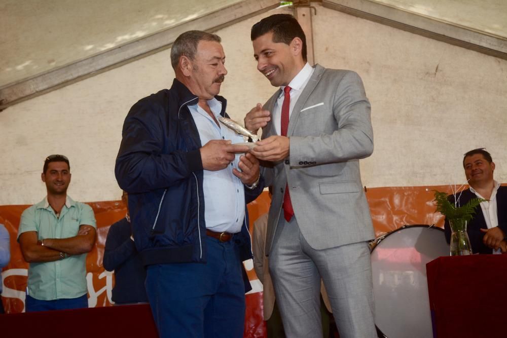 Fiestas gastronómicas en Galicia | La Festa da Troita de Ponte Caldelas reparte 3.000 kilos del pescado