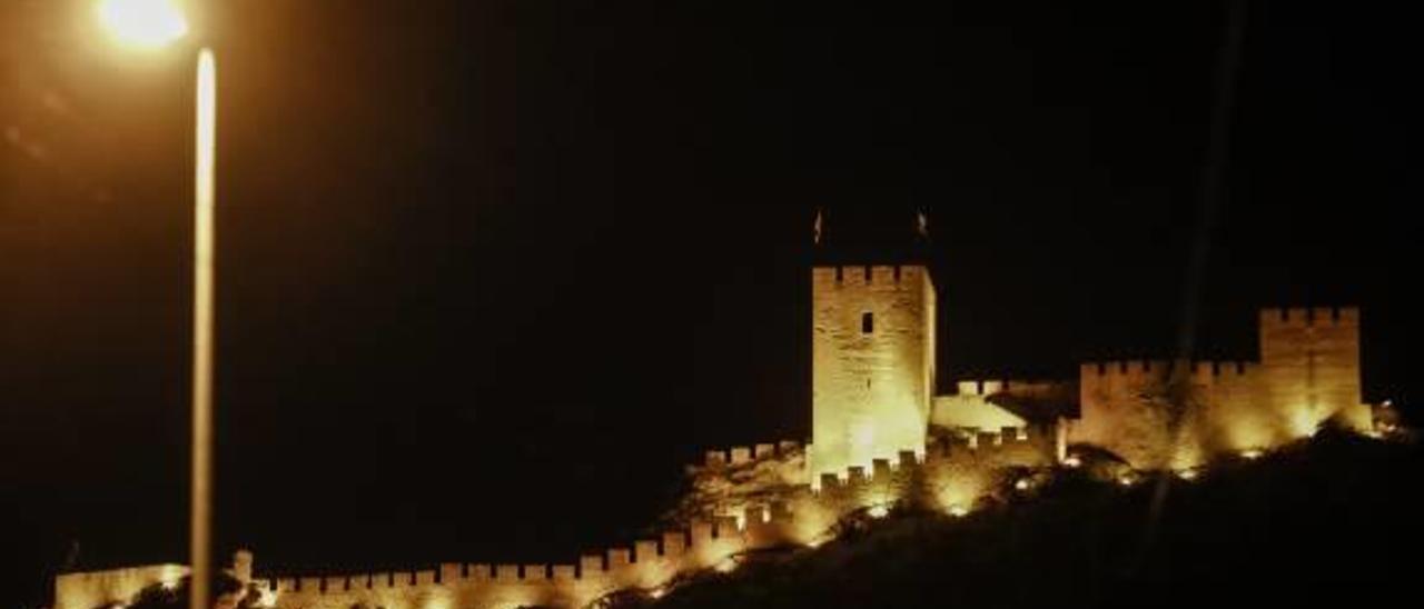 El castillo se aprieta el cinturón