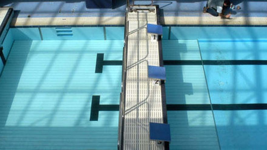 Sin piscina cubierta de competición por tres centímetros