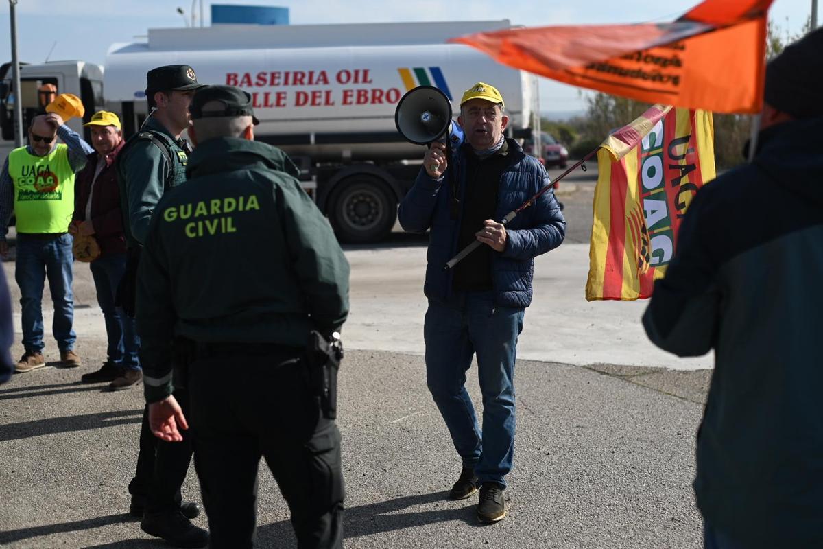En imágenes I Protesta de los agricultores en Zaragoza