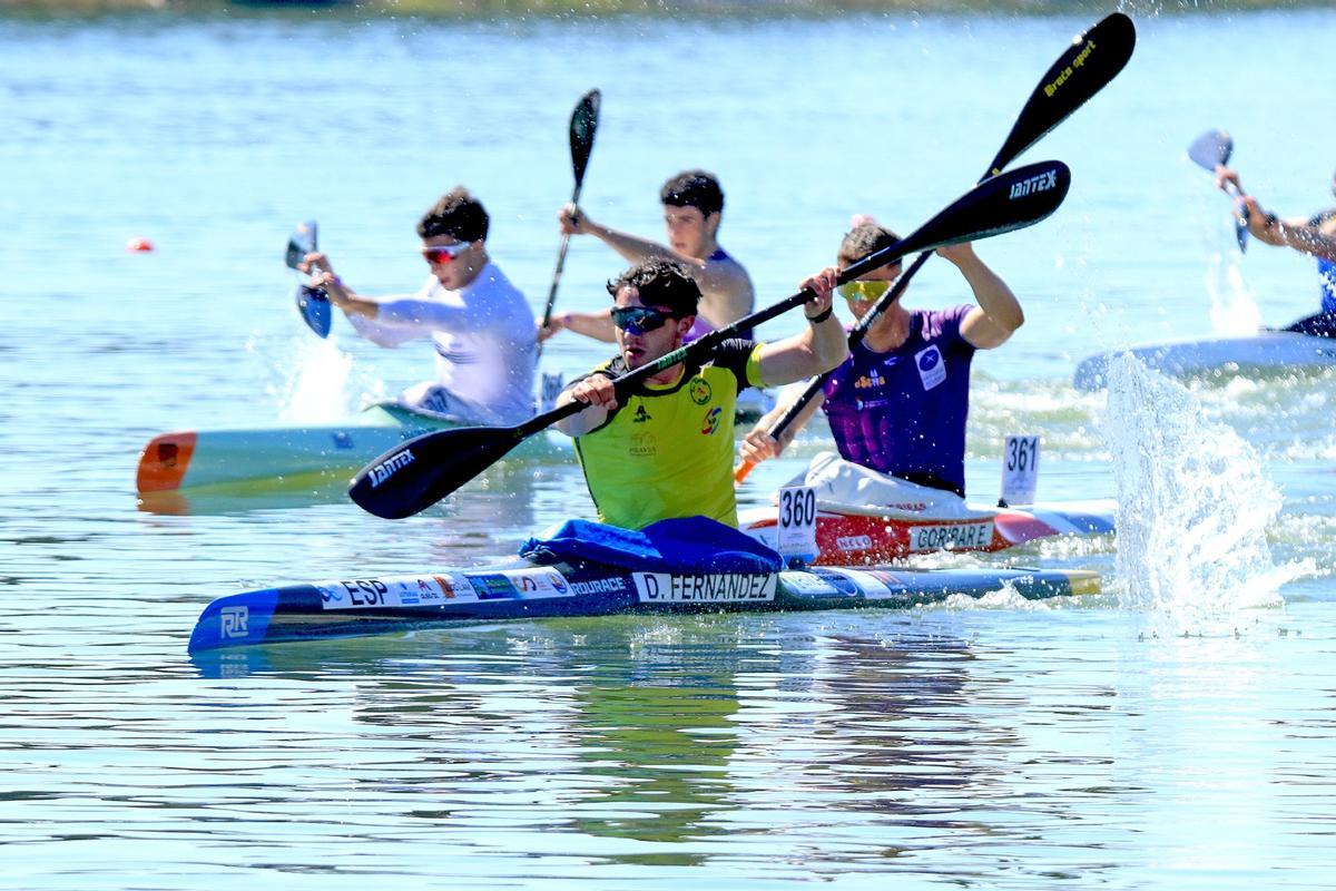 Diego Fernández Bedia (Los Cuervos), ganó su serie clasificatoria en sub 23 K 1 por delante de Ernesto Goribar (El Sella).
