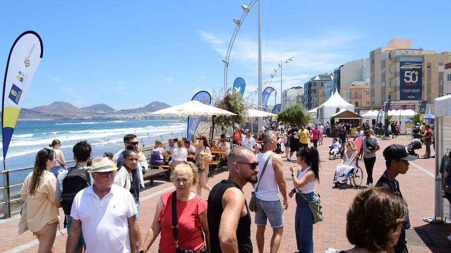Canarias debuta como sede del Campeonato de España de Parasurfing