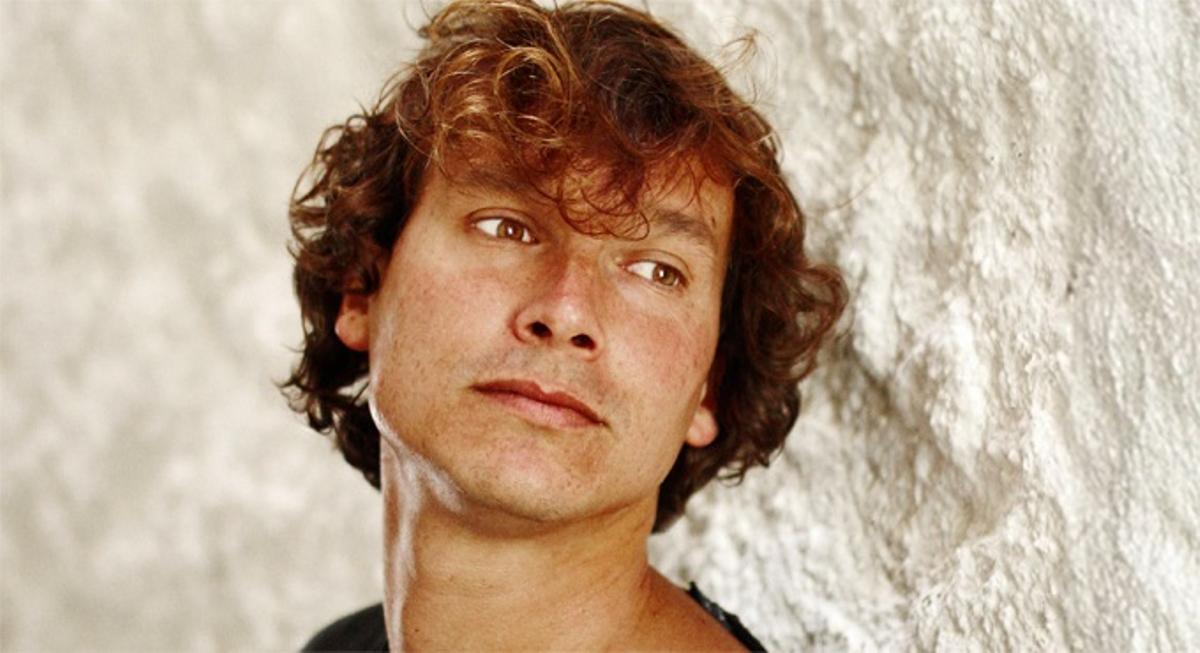 Ramon Mirabet presenta el seu últim àlbum  V