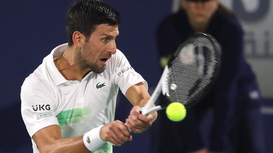 Djokovic pierde el número uno tras su derrota en Doha ante Vesely