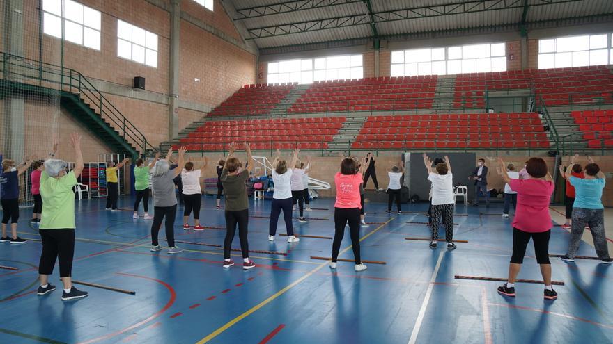 Más de 1.200 burjassotenses se inscriben en las Escuelas Deportivas el primer día