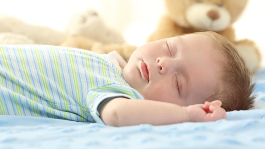 Dormir bien para evitar la obesidad infantil