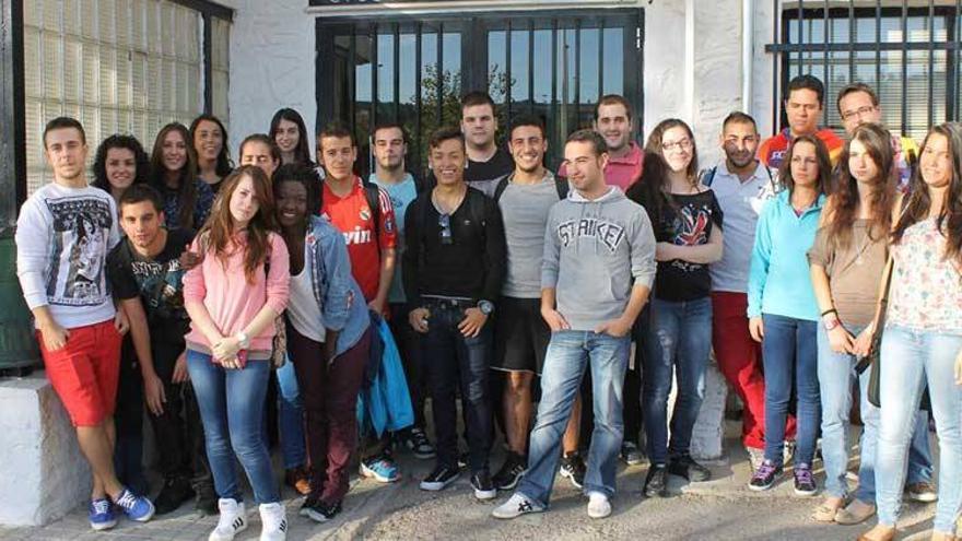 Estudiantes de la Laboral de Cáceres llevan un mes sin prácticas de cocina