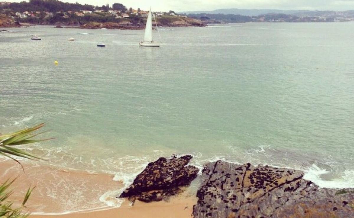 La playa de Mera, en Oleiros.