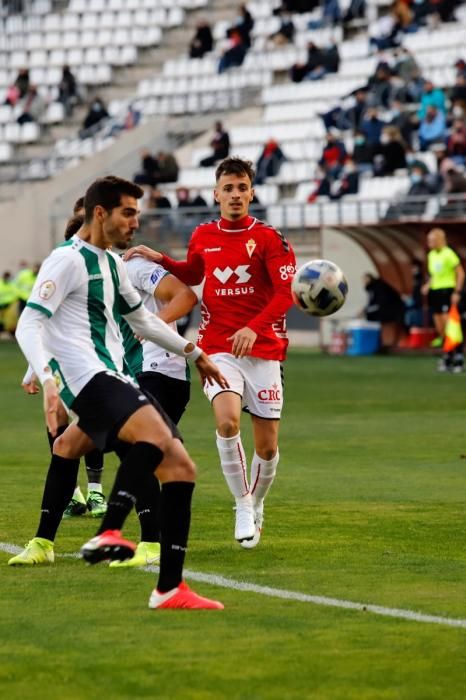 Un Real Murcia peleón no puede con el Córdoba (0-1)