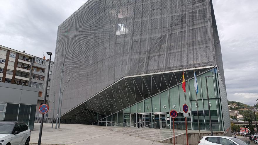 Absuelto un acusado de amenazar a su esposa con una pistola de matar cerdos